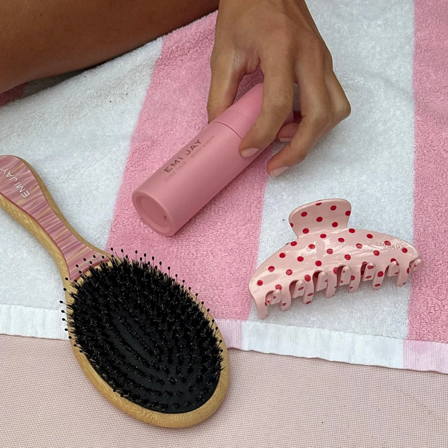 Flat Brush in Lychee Baby - Image 4