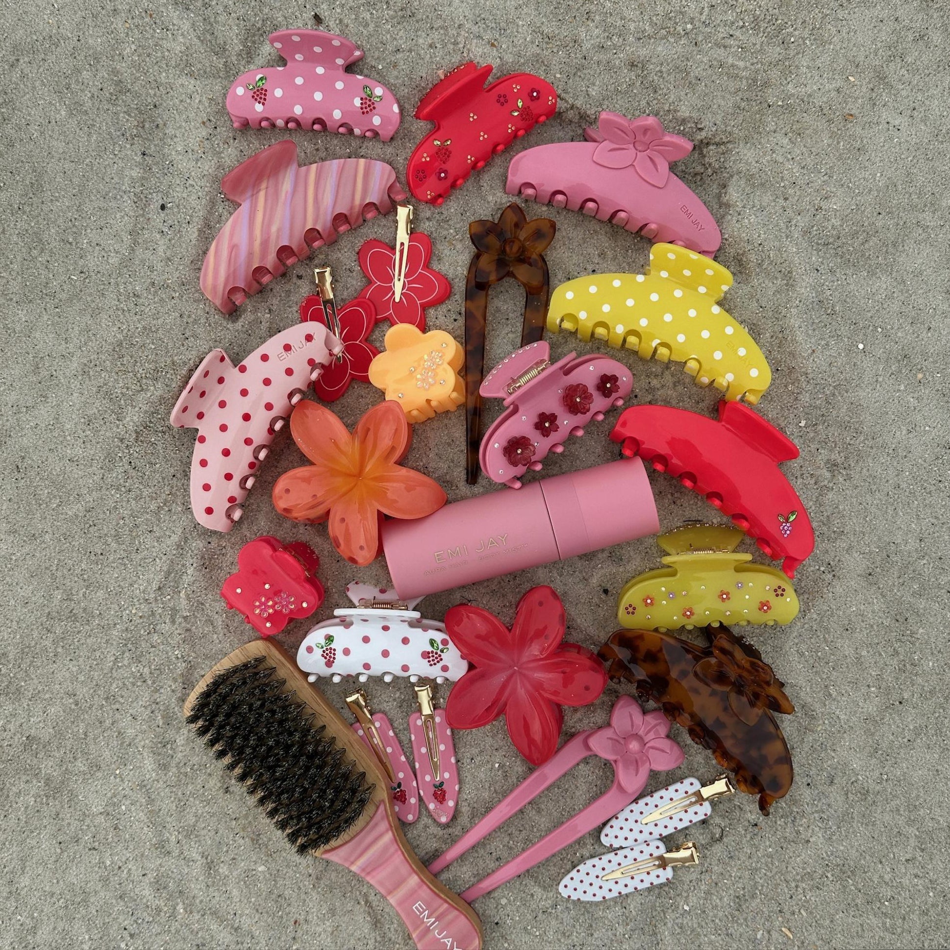 Midi Blossom Clip in Peach Bloom - Image 5