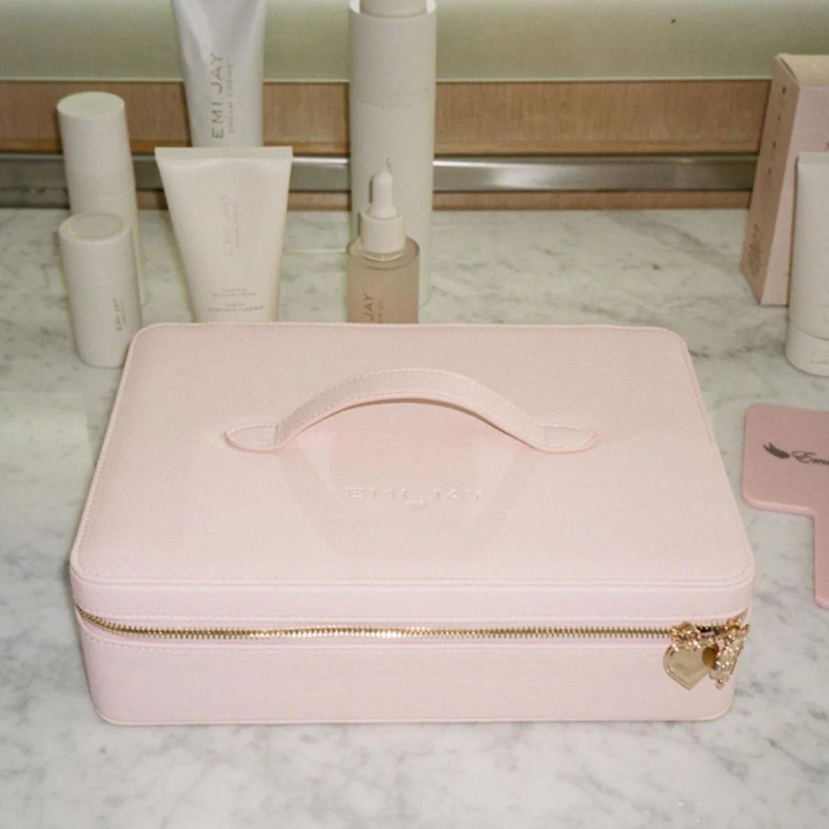 On The Way Vanity Case - Image 3