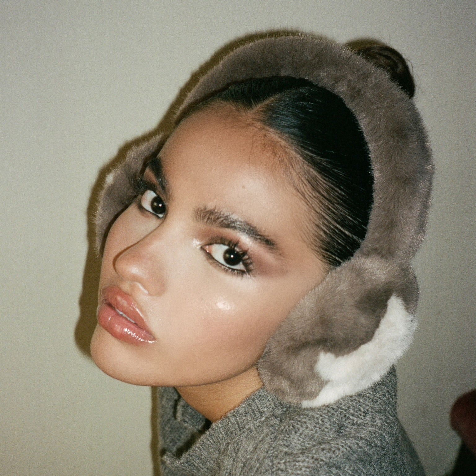 Sugar Muffs in Cocoa Love - Image 3