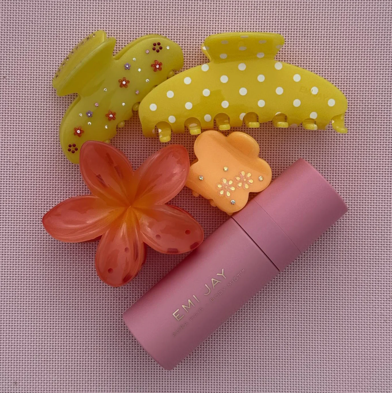 Super Bloom Clip in Peach Spritz - Image 4