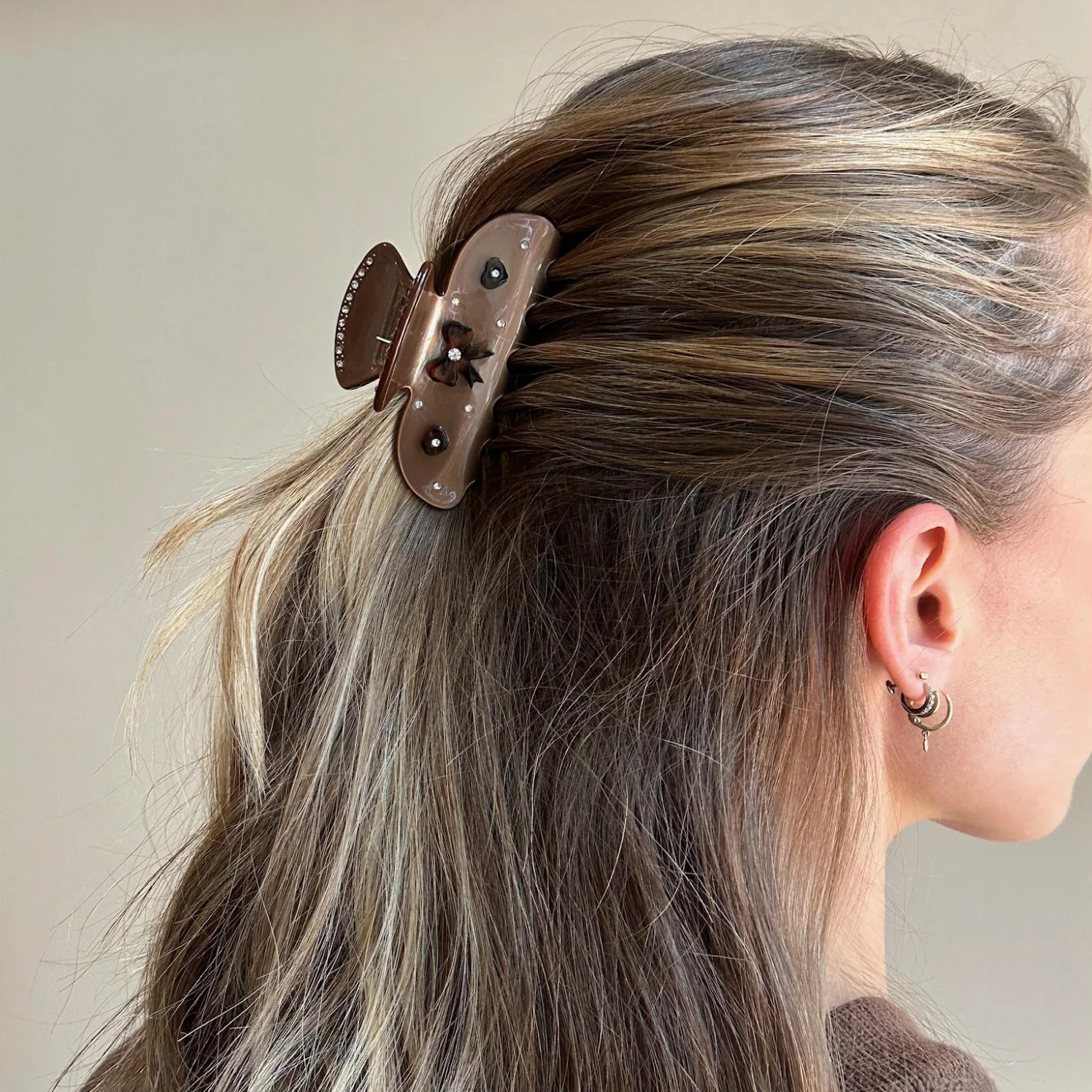 Sweetheart Clip in Cocoa Cashmere - Image 2