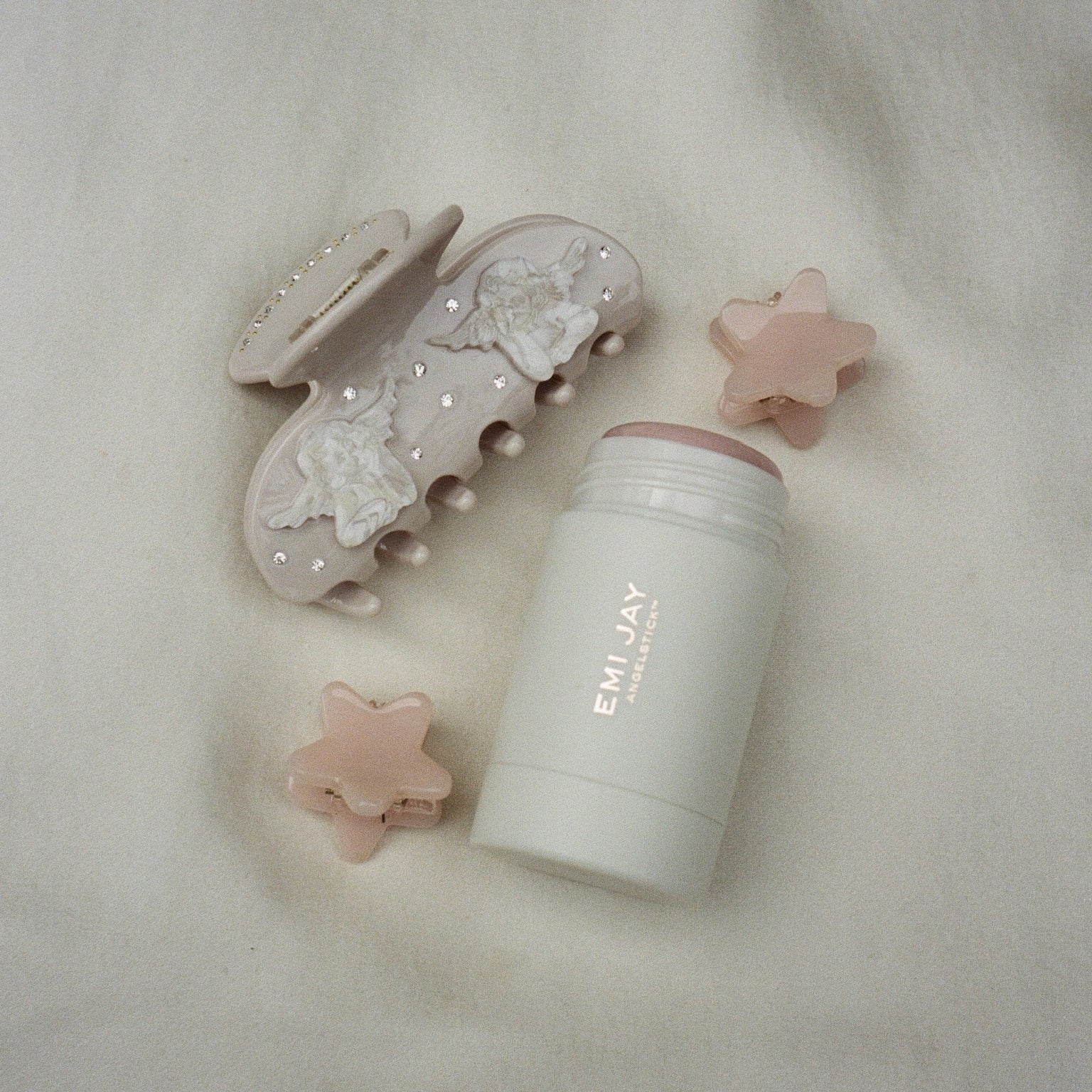 Sweetheart Clip in Cream Angel Wings - Image 3